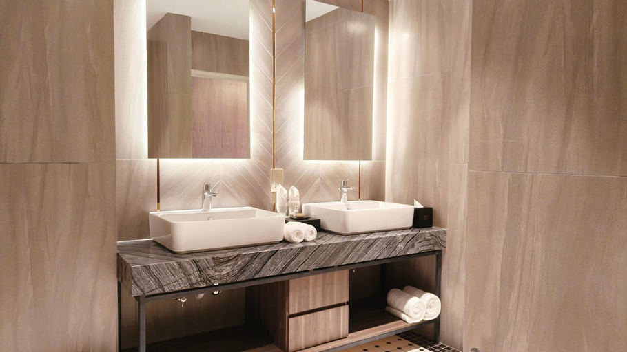 Bathroom 12