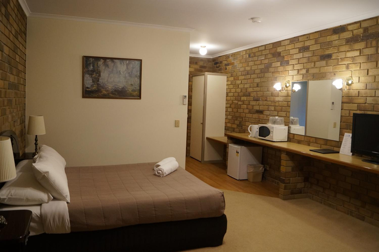 Bedroom 9