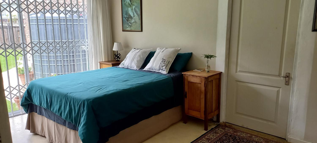 Others 2, Dollery House, Cacadu