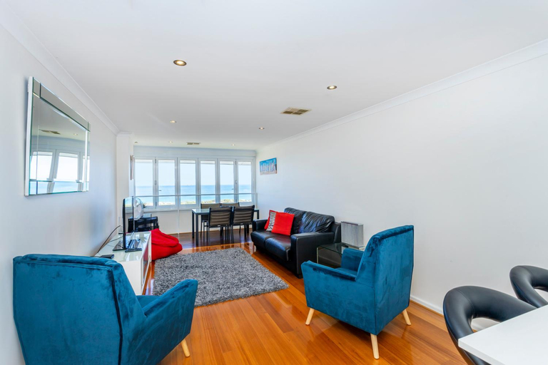 Others 3, Scarborough Beachlife Apartment - Executive Escapes, Stirling