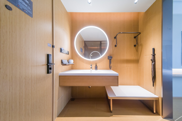Bathroom 4, Ji Hotel Shenzhen Baoan Pingzhou Subway Station, Shenzhen