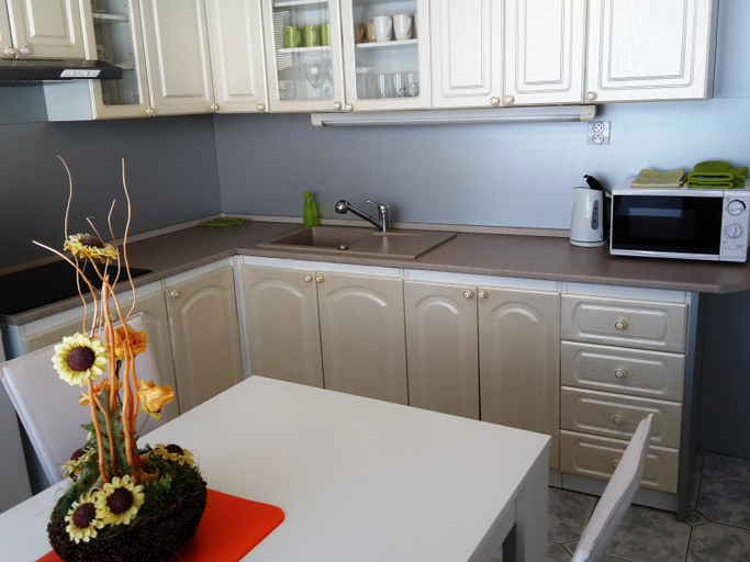 Others 5, APARTMAN BYSTRICA city & parking, Banská Bystrica