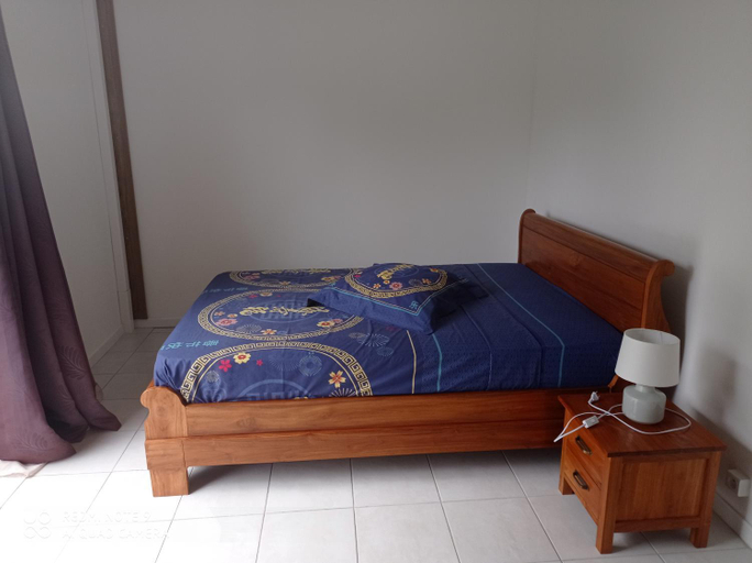 Bedroom 2, Gite Holidays mon repos, Saint-André