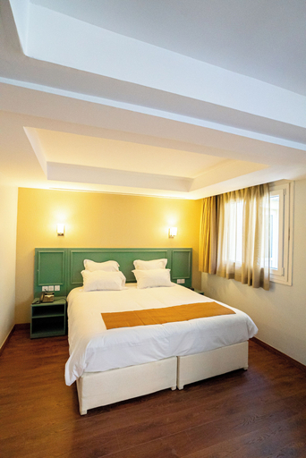 Bedroom 4, BREEZE HOTEL, Pas-de-Calais