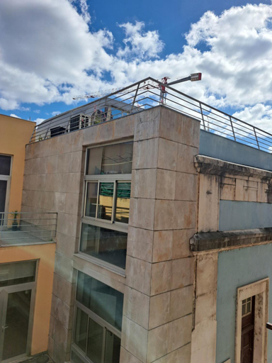 Others 5, Residencial Aviz, Coimbra