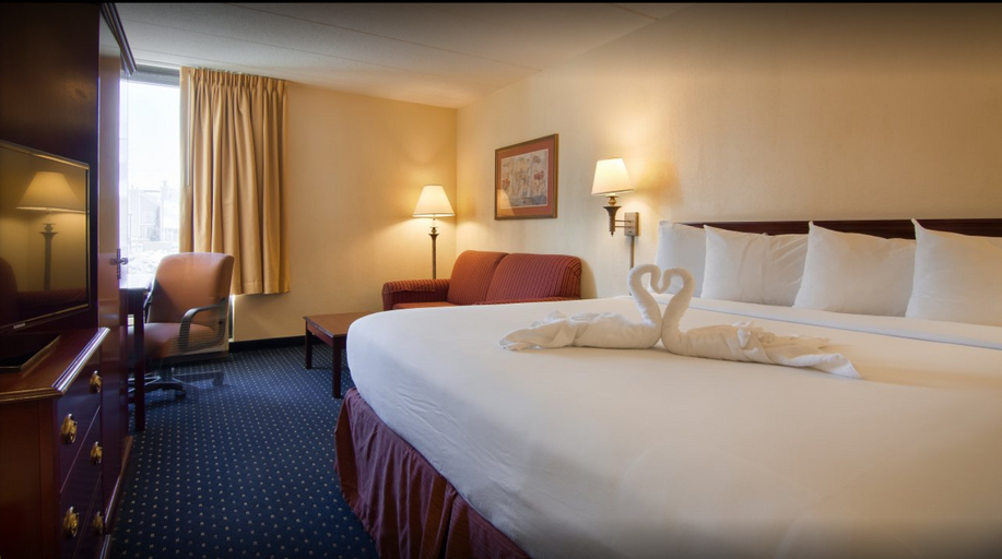 Bedroom, SureStay Plus by Best Western Chicago Lombard, Dupage