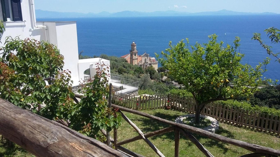 Others 1, Villa Marilisa, Salerno