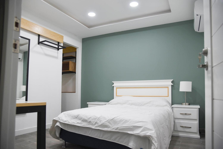Bedroom, Casa moderna equipada como hotel Habitacion 1, Monterrey