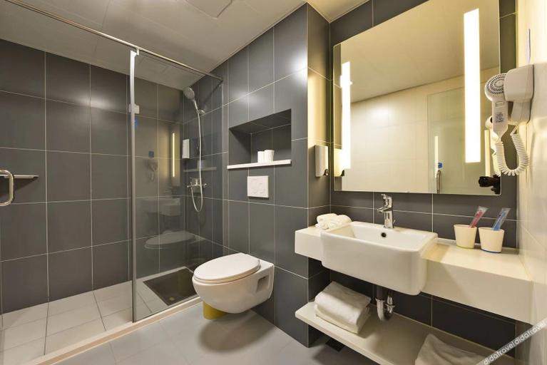 Bathroom 5, Hanting Hotel Beijing South Railway Station North Square, Beijing