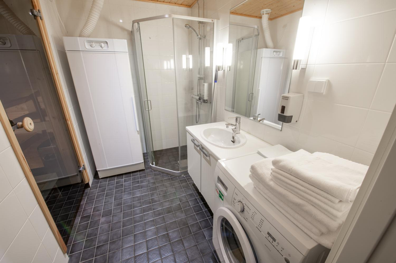 Bathroom, Ukkohalla Chalets, Kainuu