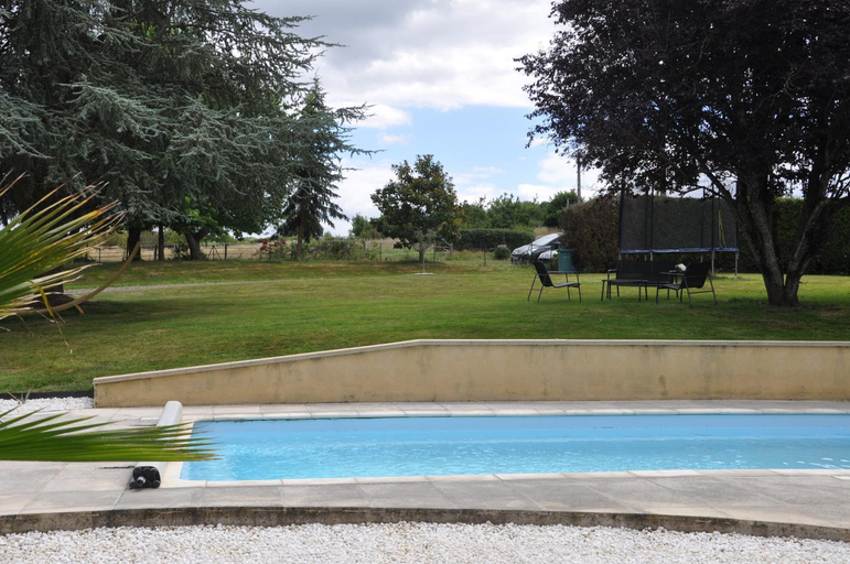 Others 5, Chez Aurelie & Sacha, Sarthe