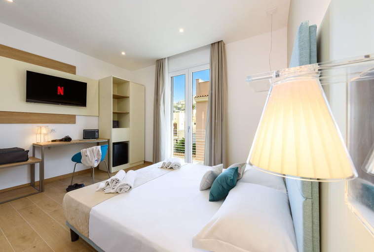 Bedroom 3, Andromeda Hotel, Trapani