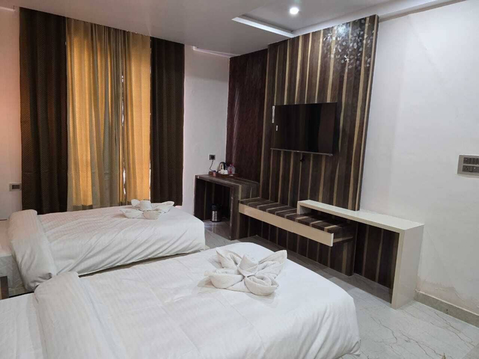 Bedroom 5, Ringus Luxury Line, Chandauli