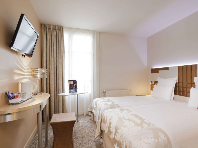 Bedroom 2, Mercure Paris Opéra Faubourg Montmartre Hotel, Paris