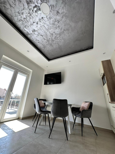 Others 5, MK Apartments, Medulin