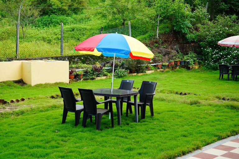 Others, The Four Winds House, Nashik