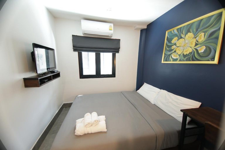 Bedroom 12