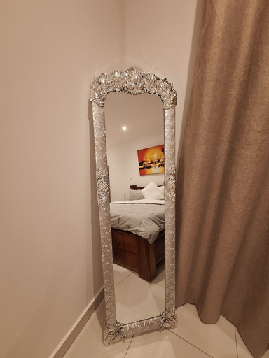 Bathroom 4, Loxwood House, Accra