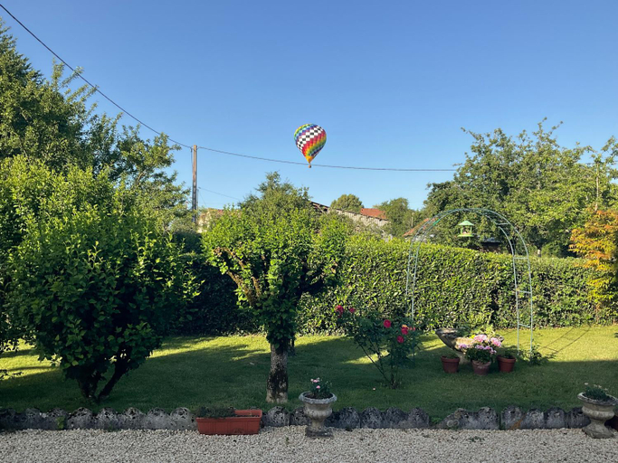 Others 4, Le Jardin de Rose 24 FEUILLEBERT Romagne 86700, Vienne