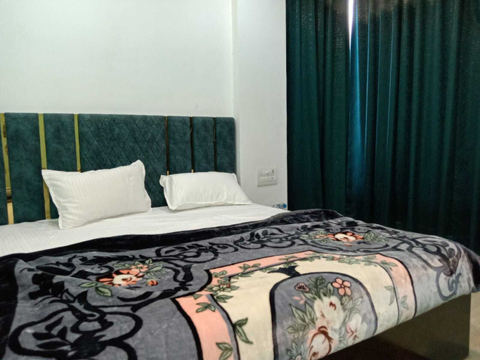 Bedroom 3, Swastik Luxury Homestay, Varanasi
