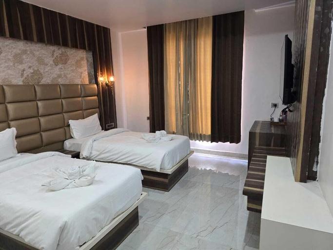 Bedroom 5, Ringus Luxury Line, Chandauli