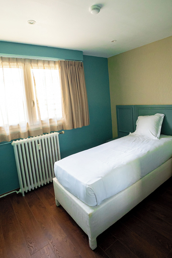 Bedroom 2, BREEZE HOTEL, Pas-de-Calais