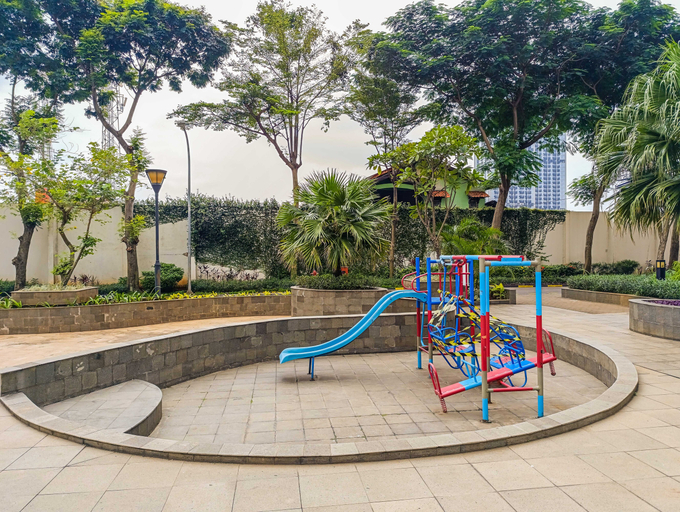 Others 4, 2BR Aspen Peak Residence W/Pool, South Jakarta