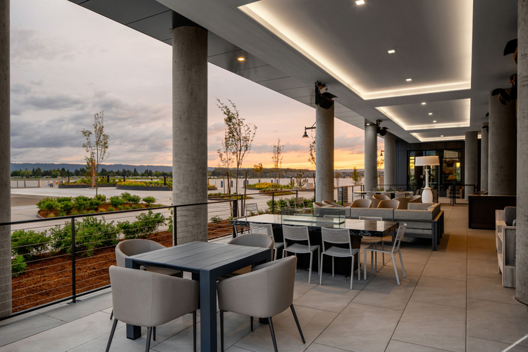 Food & Drinks 4, AC Hotel Vancouver Waterfront, Multnomah