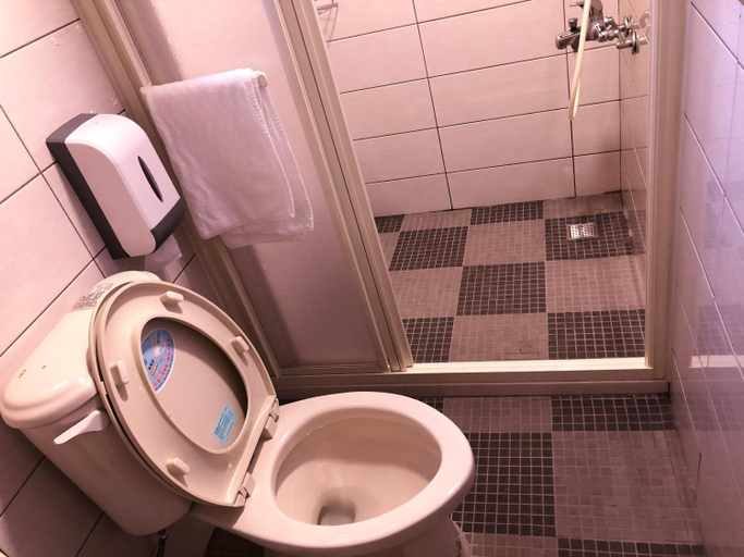 Bathroom 8
