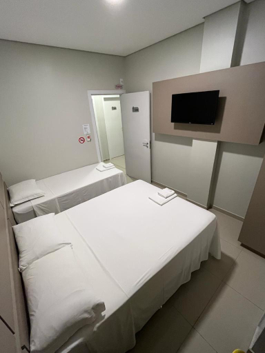 Bedroom 2, Hotel Catarina, São Miguel do Oeste