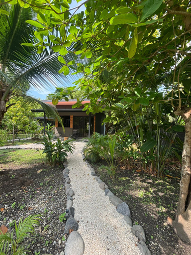 Others 4, DS House, Puntarenas