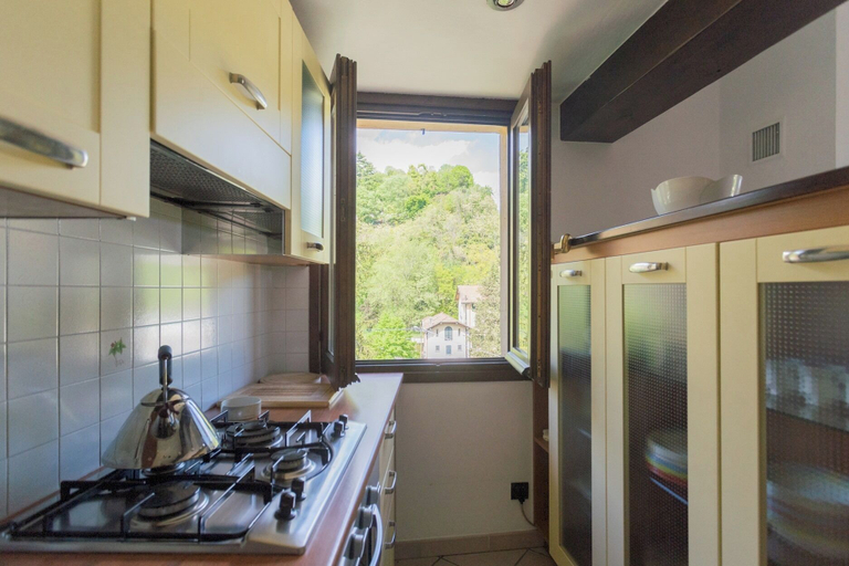 Others 4, Vacation Family Home in Tremezzo by Rent all Como, Como