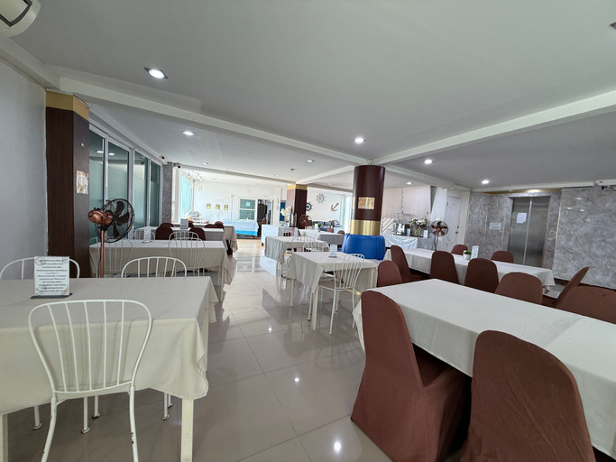 Food & Drinks 3, Bed By Cruise Hotel At Samakkhi-Tivanont, Muang Nonthaburi
