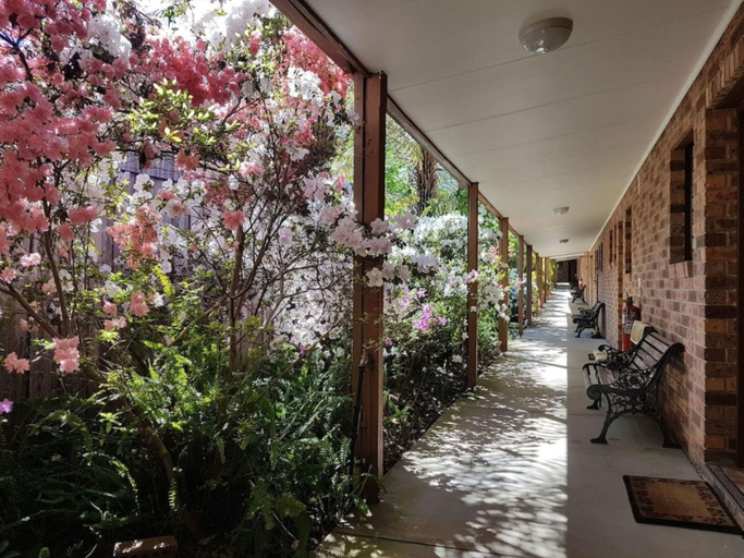 Others 2, Eildon Parkview Motor Inn Room 12, Murrindindi - East