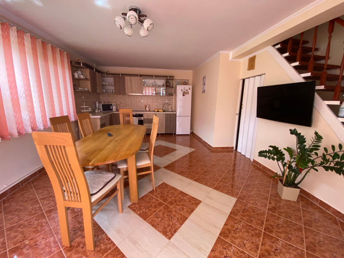 Others 5, Casa Alberto, Sovata