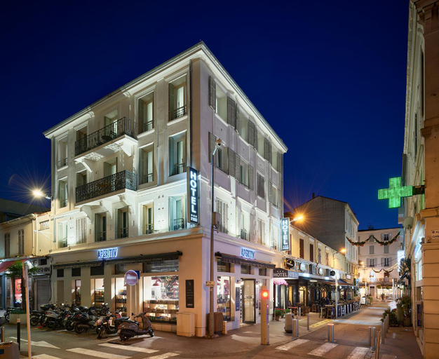 Others 2, Apparthotel des Congres et Festivals, Alpes-Maritimes