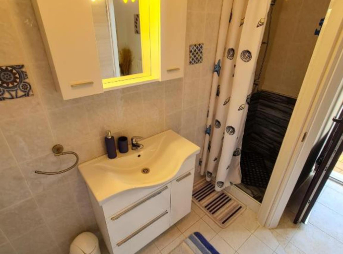 Bathroom 4, Apartments Marko, Novi Vinodolski