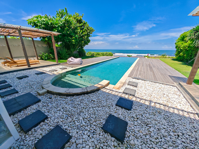 Swimming Pool 4