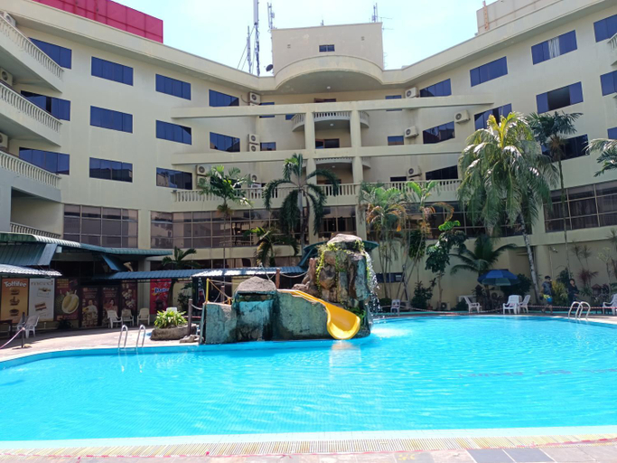 Pangkor Coral Bay Resort(3 bedrooms) 休息小站, Manjung