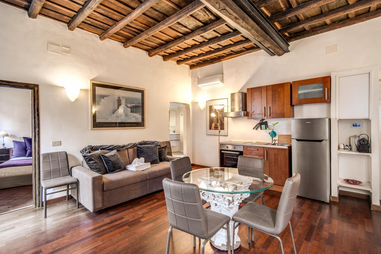 Others 5, Colonna Suite - Rome Trastevere, Rome