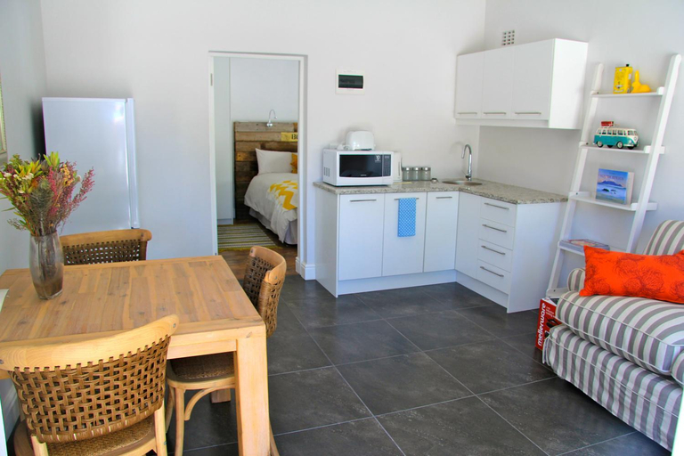 Kitchen 2, Lazy Days Apartments - Cape Town, City of Cape Town