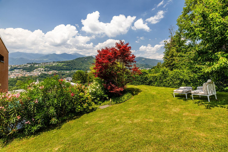 Others 4, Villa Girandola with private, heated pool, Lugano