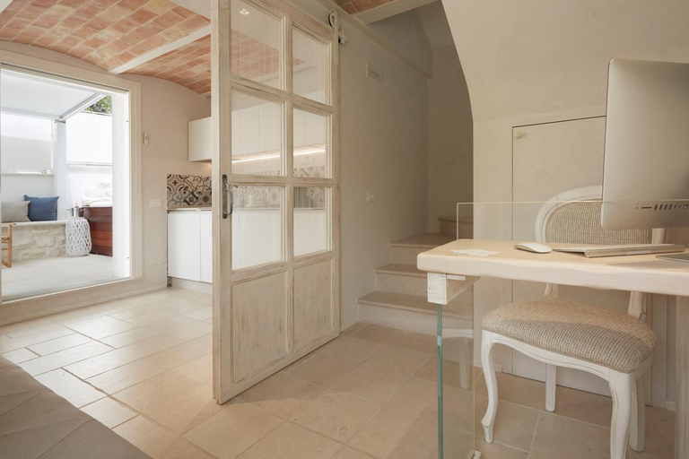 Others 5, Nilu relais, Ancona