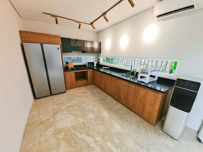 Dining Room 23