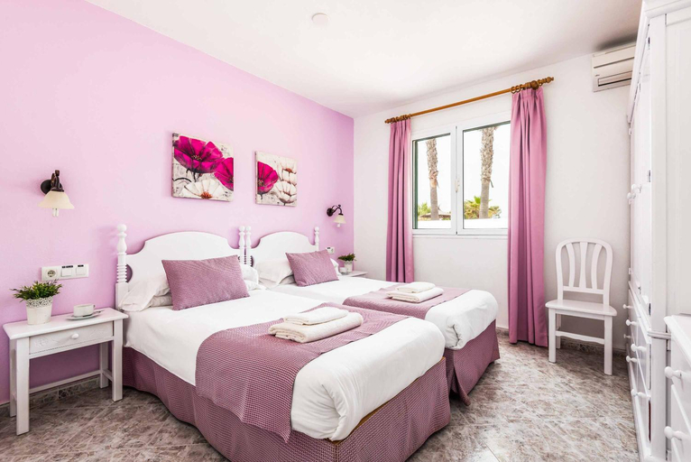 Bedroom 3, Villa Raquel Blanes, Baleares