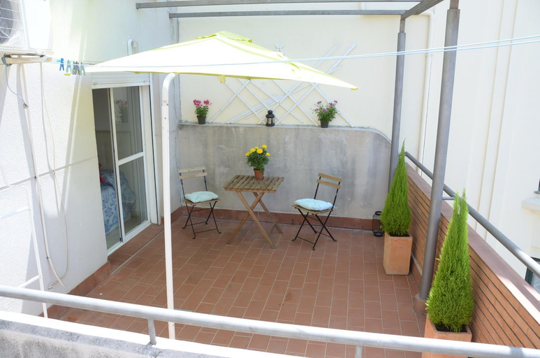 Others 3, habitacion terraza centro malaga, Málaga