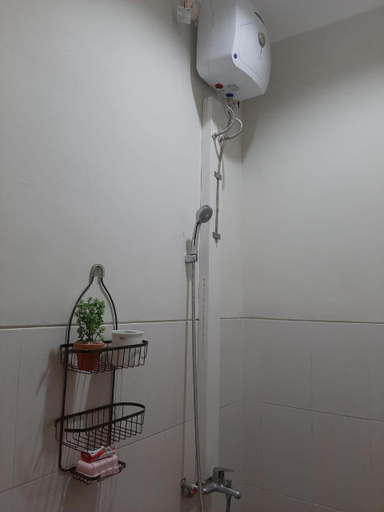 Others 5, Villa Blossom Kayana Regency E7, Malang