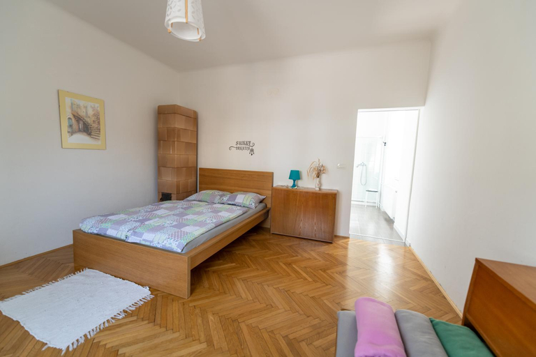 Bedroom 2, Soska 5, Ljubljana