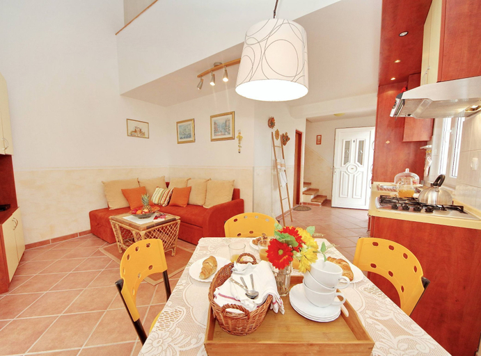 Food & Drinks, Seafront Apartments Deveron, Jelsa