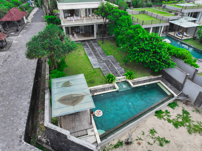 Swimming Pool 1